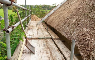 advantages of Barend thatch roofing